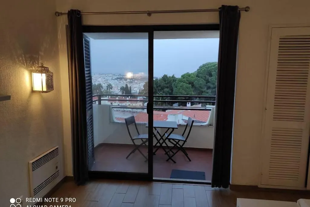 Fabulous Sea View Studio Near Old Town Albufeira Apartment